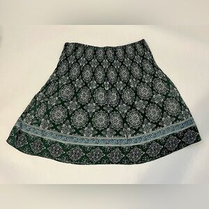 Max Studio Green and Black A-Line Skirt